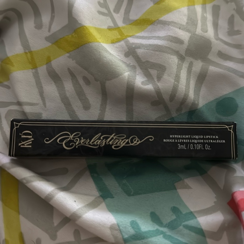 KVD Queen of poison